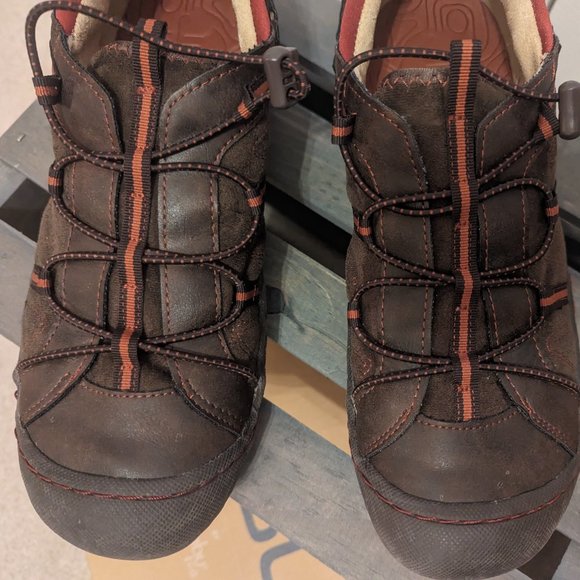 JBU Synergy Tennis Shoes - Picture 4 of 10